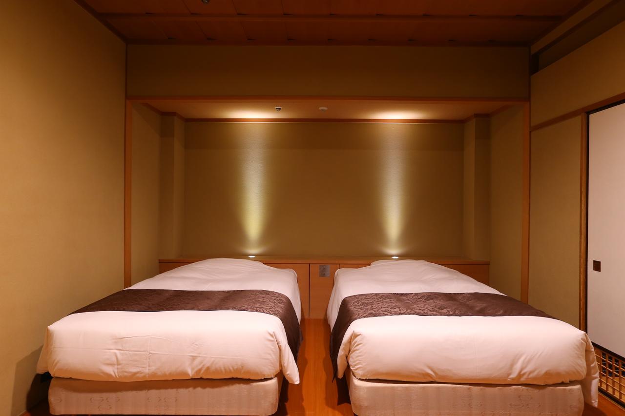 Oku Yugawara Tsubaki Hotel Exterior photo